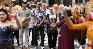 wali kota malang didampingi camat kedungkandang